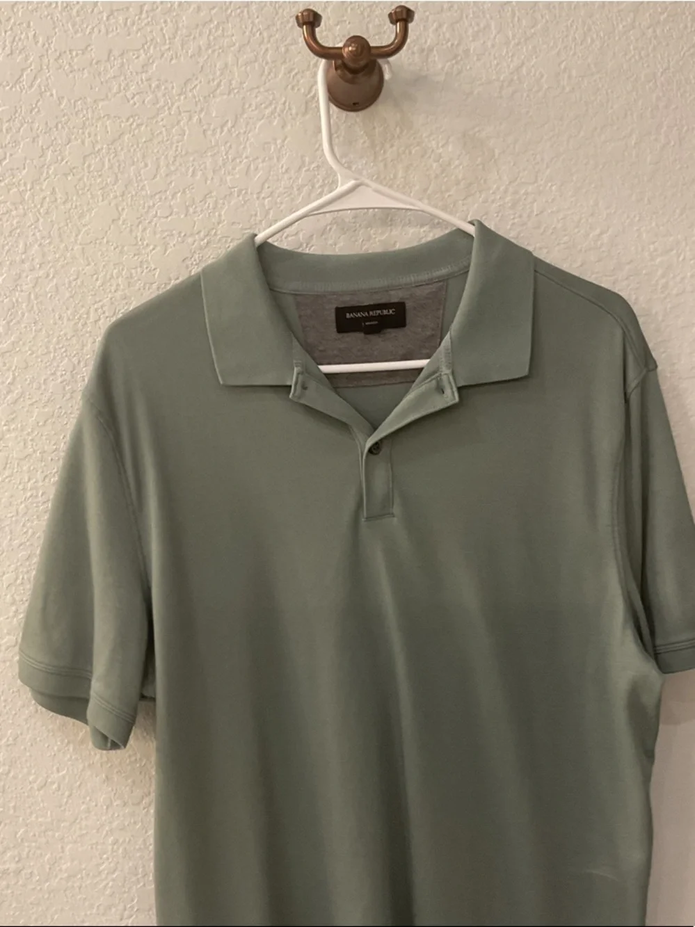 Banana Republic Men's Polo – Light Sage Green